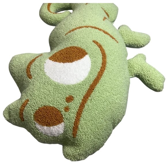 Pillowfort The Disney Collection Princess Rapunzel Sidekick Pascal Pillow - Picture 4 of 5